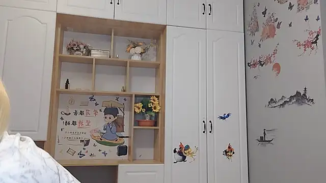 Lucky-xiuxiu online show from March 13, 2025, 1:10 am