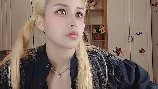 Lucky-xiuxiu online show from March 12, 2025, 7:02 am