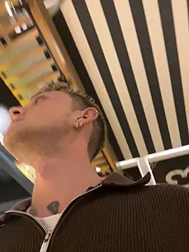 verici34 online show from November 24, 2025, 3:34 pm