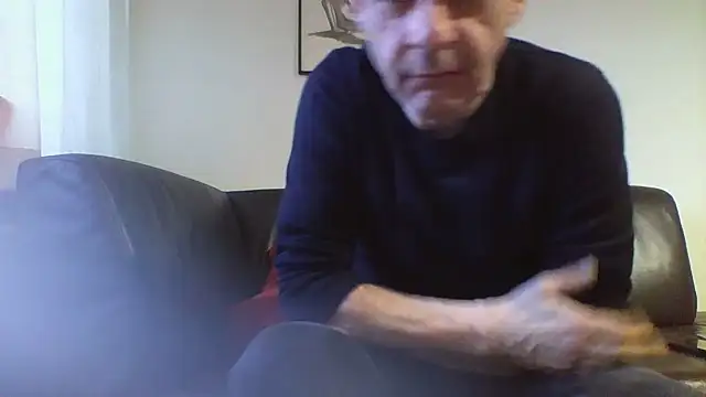 horndude187187 online show from January 12, 2025, 8:14 am