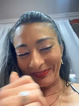 Snapshot of BELLA--26 chatting on September 16, 2025, 5:58 pm BELLA--26 online show from September 16, 2025, 5:58 pm
