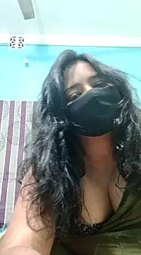  MilkyBar online show from February 15, 2025, 8:23 pm