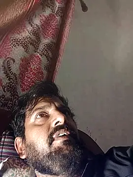 Snapshot of MAGNETICDADDY8 chatting on December 14, 2025, 2:18 am MAGNETICDADDY8 online show from December 14, 2025, 2:18 am