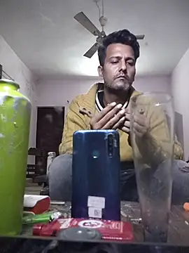 Snapshot of MAGNETICDADDY8 chatting on October 24, 2025, 3:11 pm MAGNETICDADDY8 online show from October 24, 2025, 3:11 pm