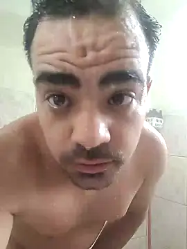 manterei2 online show from November 23, 2025, 2:27 pm