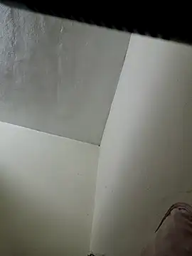 manterei2 online show from March 21, 2025, 3:44 am