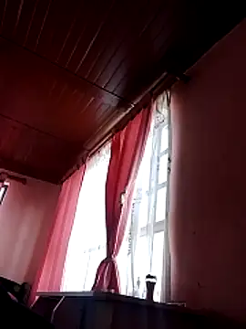 boobsTaylor online show from December 1, 2025, 1:01 pm