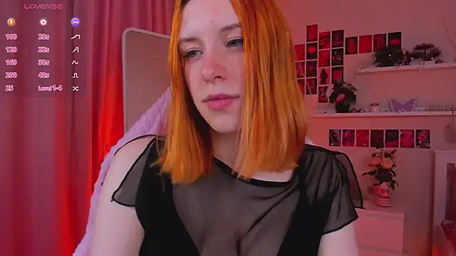 Snapshot of Mikka_Blush chatting on March 17, 2025, 1:03 am Mikka Blush online show from March 17, 2025, 1:03 am