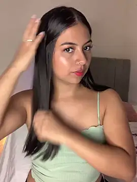 Julii- online show from March 1, 2025, 5:05 pm