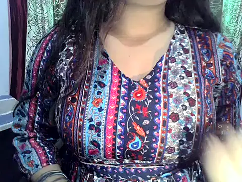 Snapshot of SIYA_MAVI chatting on July 22, 2026, 8:16 am SIYA MAVI online show from July 22, 2026, 8:16 am