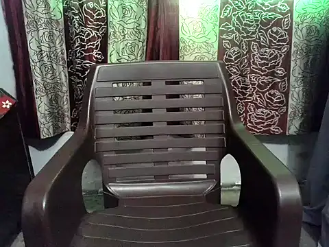 SIYA MAVI online show from April 22, 2026, 5:03 am