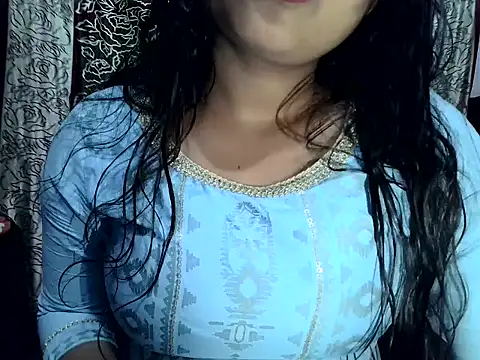 Snapshot of SIYA_MAVI chatting on July 24, 2026, 4:30 am SIYA MAVI online show from July 24, 2026, 4:30 am