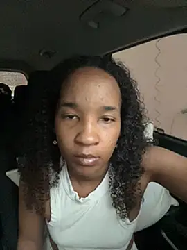 lunalustycumslut online show from February 5, 2025, 11:06 pm