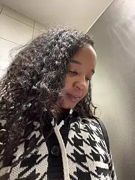 lunalustycumslut online show from February 22, 2025, 12:51 pm