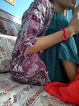 Snapshot of 124pakhi chatting on March 4, 2026, 11:07 am 124pakhi online show from March 4, 2026, 11:07 am