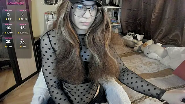 alexiamaleax online show from November 8, 2025, 4:05 am