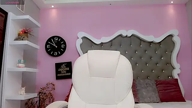 Snapshot of Diva_Smith02 chatting on January 25, 2025, 11:34 am Diva Smith02 online show from January 25, 2025, 11:34 am