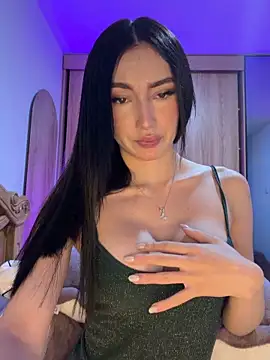 Maddy Jones online show from January 7, 2026, 2:49 am