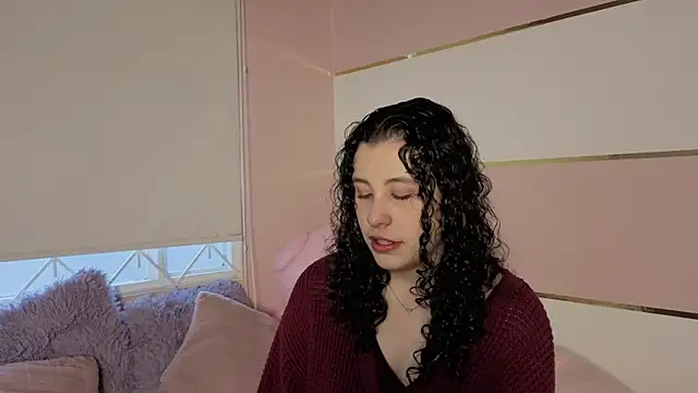 Snapshot of Charlotte__Miller chatting on October 8, 2025, 11:34 am Charlotte Miller online show from October 8, 2025, 11:34 am