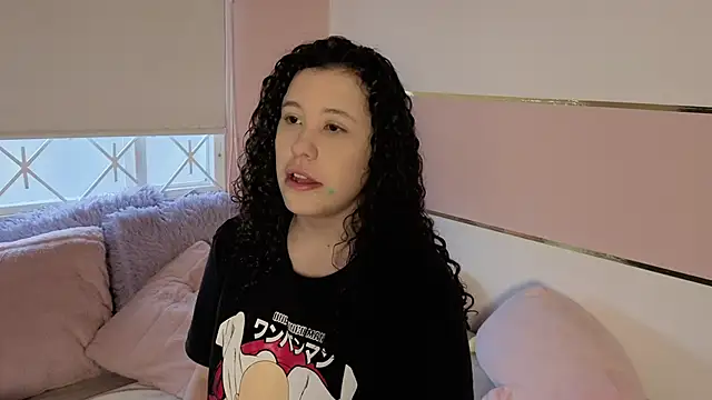 Snapshot of Charlotte__Miller chatting on October 7, 2025, 11:33 am Charlotte Miller online show from October 7, 2025, 11:33 am