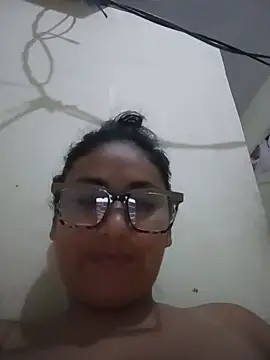 Snapshot of acuarela chatting on January 20, 2025, 9:43 pm acuarela online show from January 20, 2025, 9:43 pm