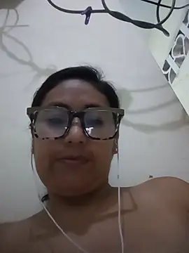 Snapshot of acuarela chatting on January 16, 2025, 3:02 am acuarela online show from January 16, 2025, 3:02 am