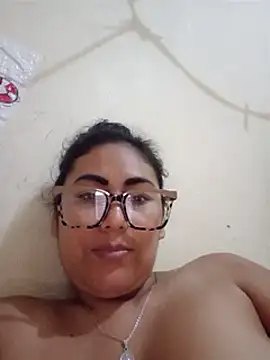 Snapshot of acuarela chatting on February 16, 2025, 5:04 pm acuarela online show from February 16, 2025, 5:04 pm