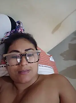 Snapshot of acuarela chatting on February 3, 2025, 5:51 am acuarela online show from February 3, 2025, 5:51 am