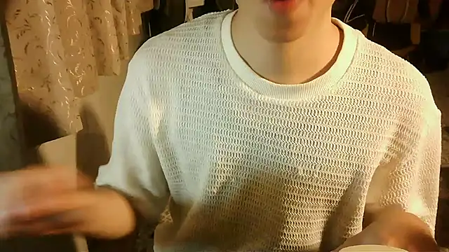 KYU890428 online show from April 9, 2026, 5:08 pm