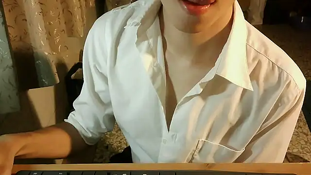 Snapshot of KYU890428 chatting on September 9, 2025, 5:33 pm KYU890428 online show from September 9, 2025, 5:33 pm