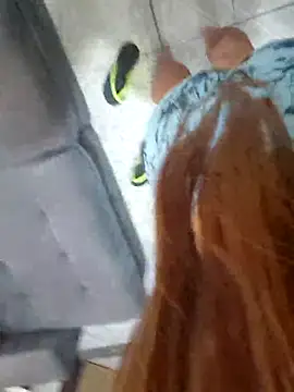 AliceRuivinha2 online show from October 25, 2025, 11:31 am