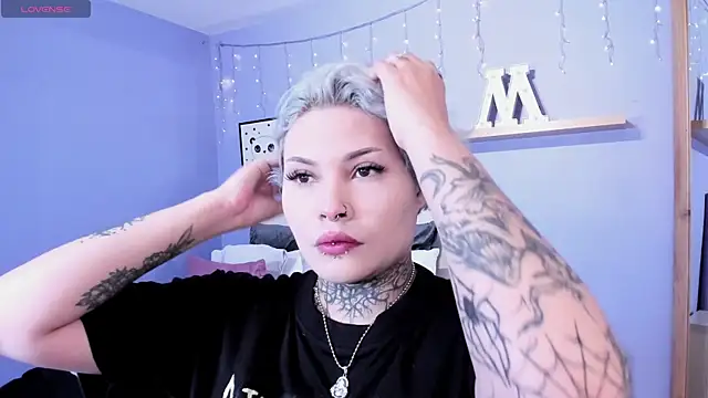 jinxv nuss online show from October 2, 2025, 11:24 am