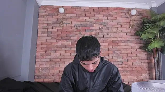 adam piarse01 online show from November 21, 2025, 3:16 am