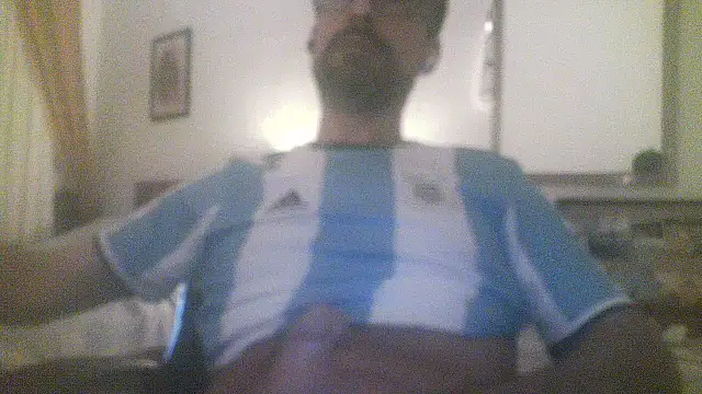 Snapshot of Patrickhound chatting on July 16, 2026, 1:02 am Patrickhound online show from July 16, 2026, 1:02 am