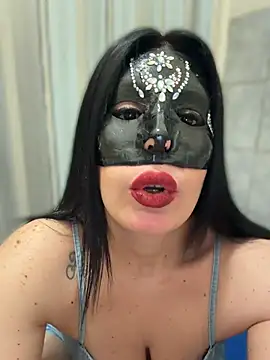 desyree89 online show from May 9, 2026, 3:43 am