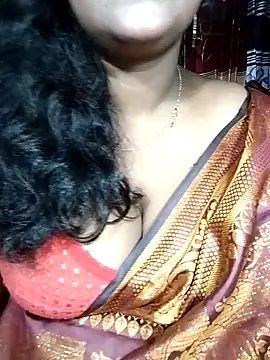 YERY HOT online show from April 15, 2026, 6:12 pm