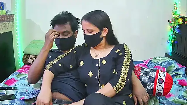 Snapshot of Hot_Nila chatting on February 22, 2026, 3:20 am Hot Nila online show from February 22, 2026, 3:20 am