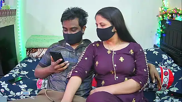 Snapshot of Hot_Nila chatting on February 7, 2026, 4:20 am Hot Nila online show from February 7, 2026, 4:20 am