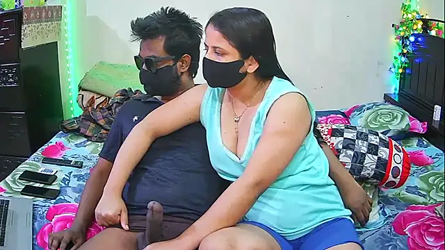 Snapshot of Hot_Nila chatting on February 18, 2026, 3:59 am Hot Nila online show from February 18, 2026, 3:59 am