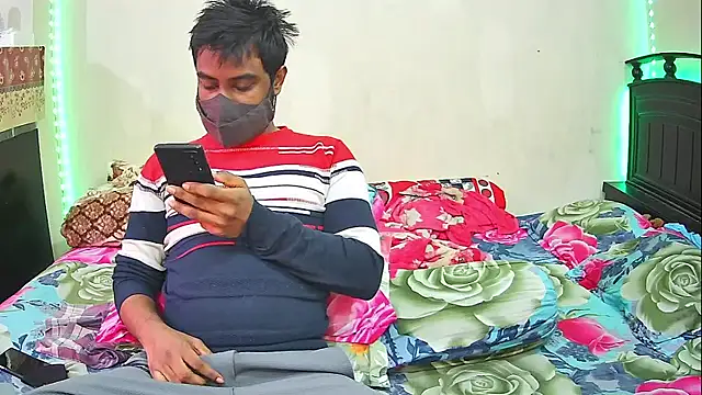 Snapshot of Hot_Nila chatting on January 14, 2026, 4:27 am Hot Nila online show from January 14, 2026, 4:27 am