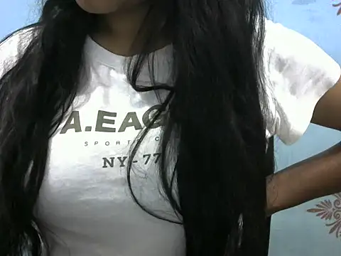 Snapshot of Misha_Sweett chatting on March 7, 2026, 4:01 pm Misha Sweett online show from March 7, 2026, 4:01 pm