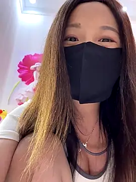 SSSniang- online show from October 14, 2025, 12:28 pm