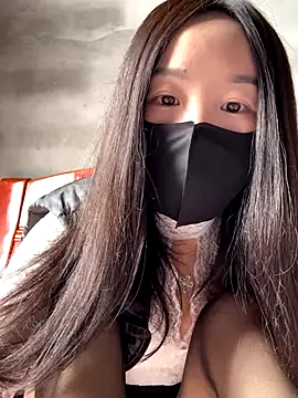 SSSniang- online show from November 29, 2025, 5:51 am