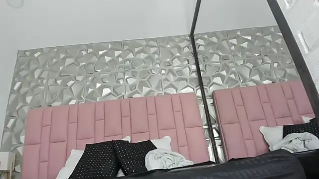 Snapshot of nayara_macherano chatting on November 18, 2025, 12:08 pm nayara macherano online show from November 18, 2025, 12:08 pm