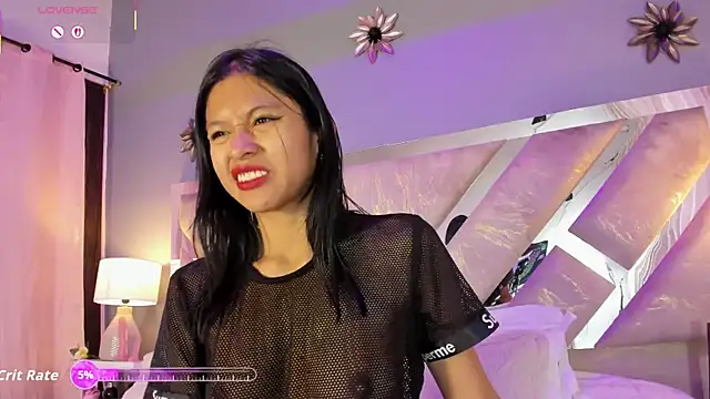 Snapshot of nayara_macherano chatting on October 8, 2025, 11:56 am nayara macherano online show from October 8, 2025, 11:56 am