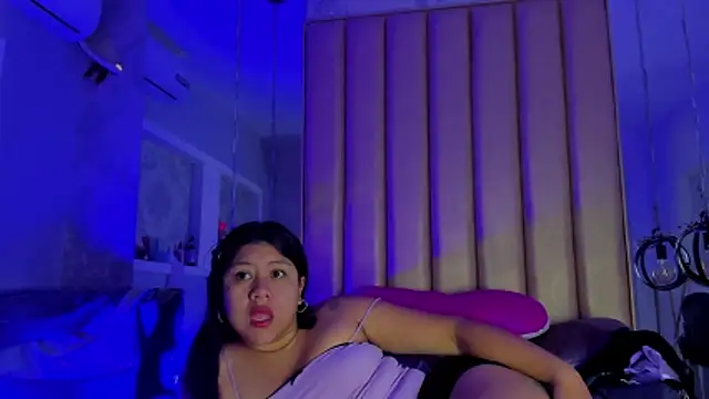 Snapshot of KonyBell chatting on February 5, 2026, 12:34 pm KonyBell online show from February 5, 2026, 12:34 pm