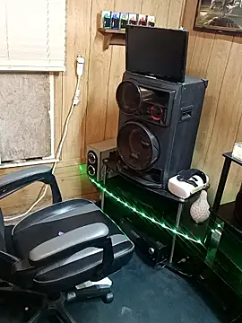 Rebeckalove online show from November 29, 2025, 6:46 am