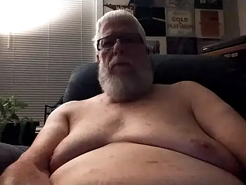 Snapshot of Futura_intx chatting on September 15, 2025, 10:05 am Futura intx online show from September 15, 2025, 10:05 am