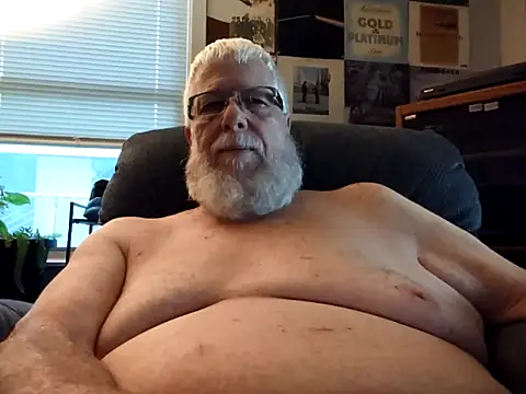 Snapshot of Futura_intx chatting on September 10, 2025, 2:38 pm Futura intx online show from September 10, 2025, 2:38 pm