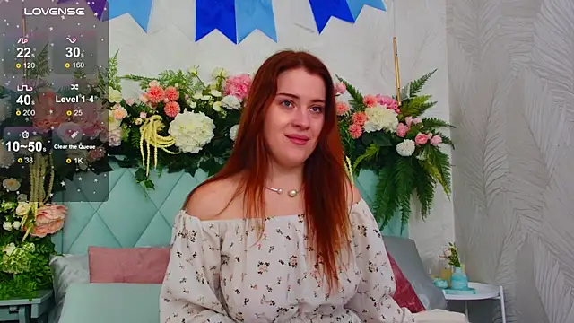 Snapshot of EllieGarson chatting on September 25, 2025, 5:19 pm EllieGarson online show from September 25, 2025, 5:19 pm